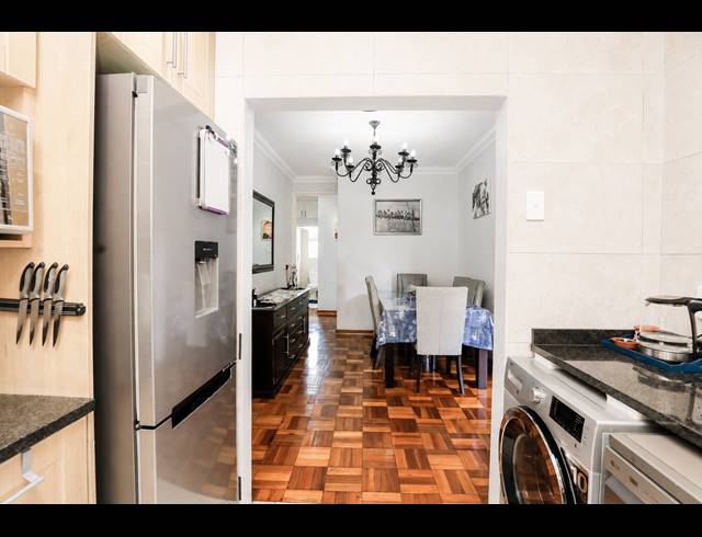 3.5 BEDROOM APARTMENT FOR SALE IN GLENWOOD